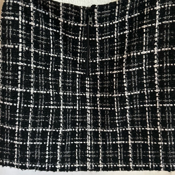 Tweed mini skirt - Picture 7 of 8
